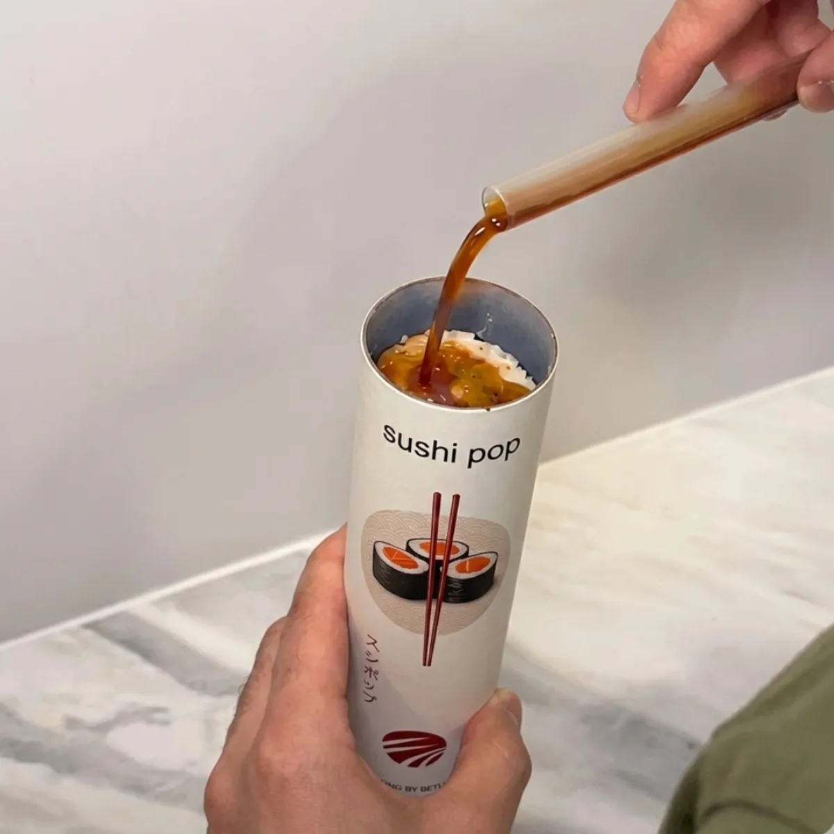Sushi Push-Up Pappdose Sushi-Motiv Weiß | 220x48mm