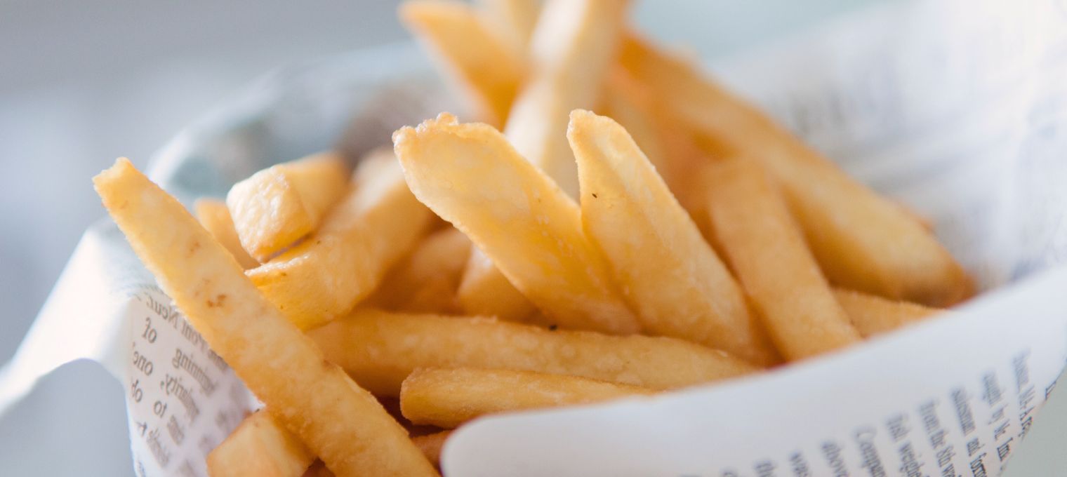 Newspaper Spitztüte mit Pommes befüllt Spitztüten für Pommes und mehr kaufen